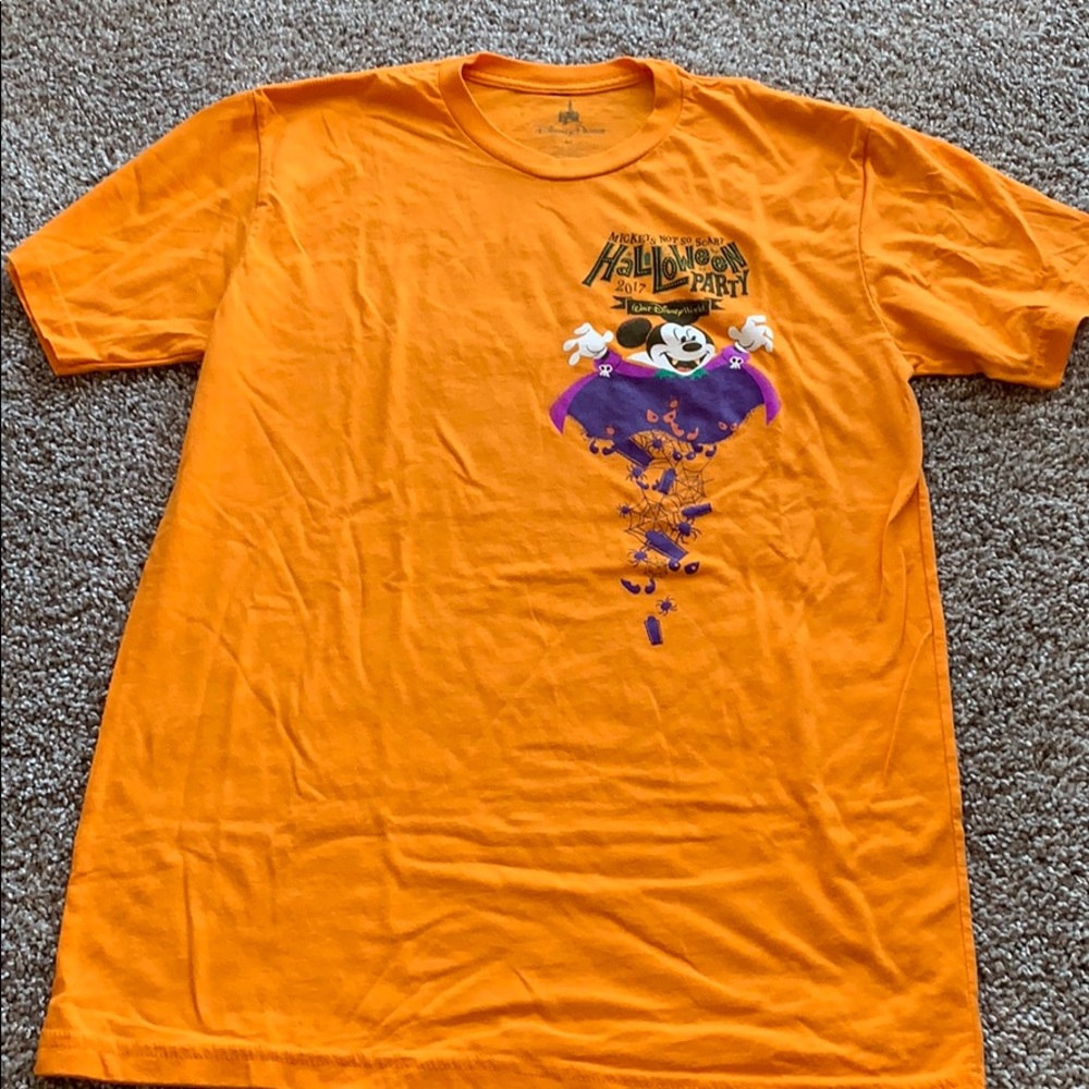 Disney T-shirt